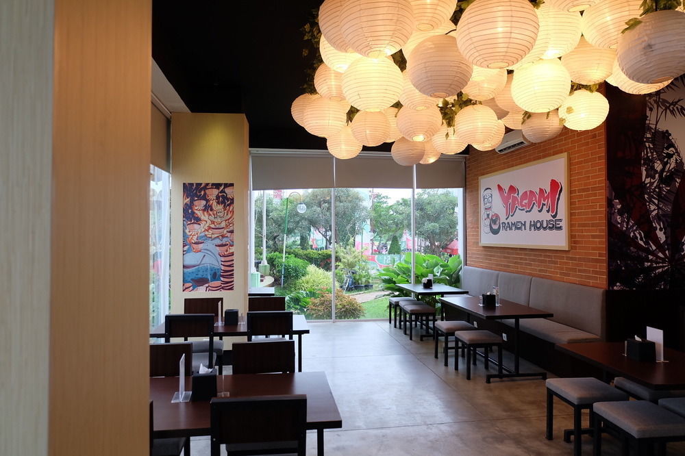Ibis Budget Cikarang Festival Bekasi Esterno foto
