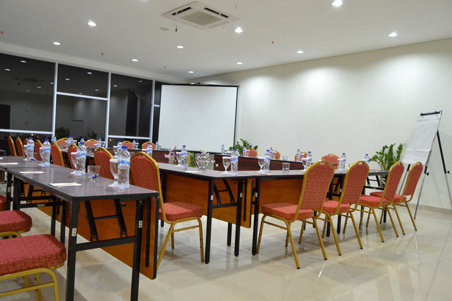 Ibis Budget Cikarang Festival Bekasi Esterno foto