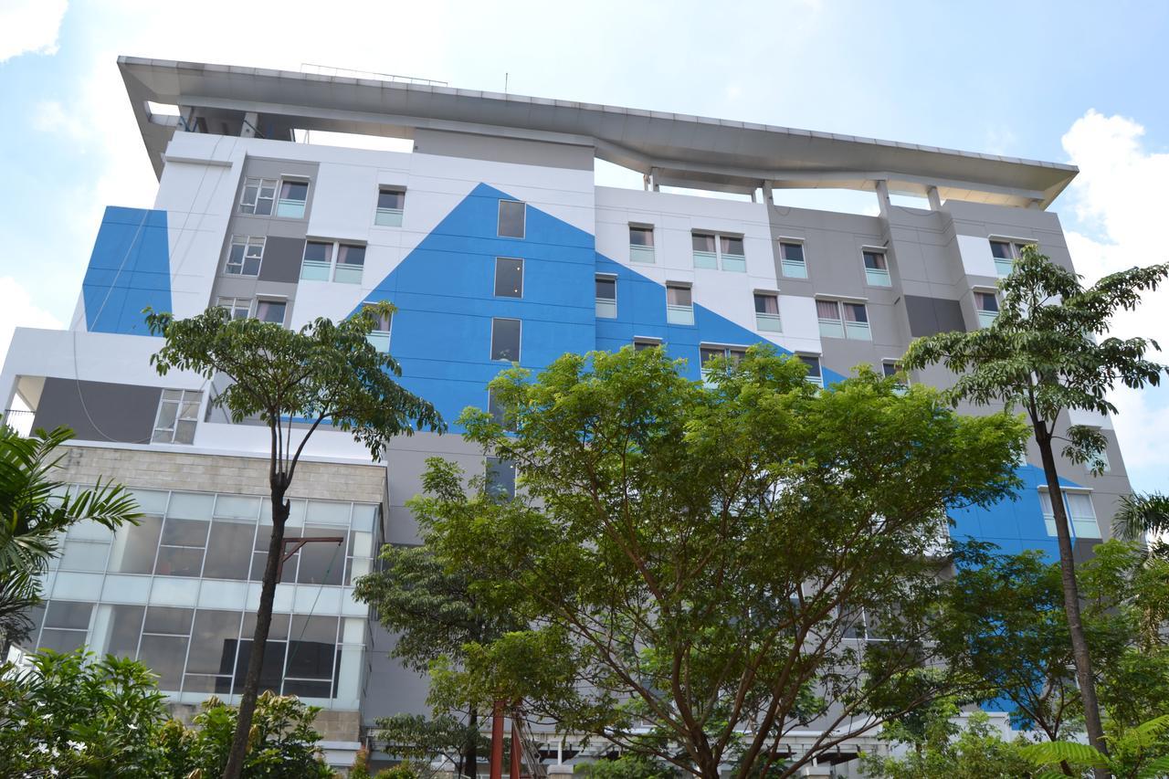 Ibis Budget Cikarang Festival Bekasi Esterno foto