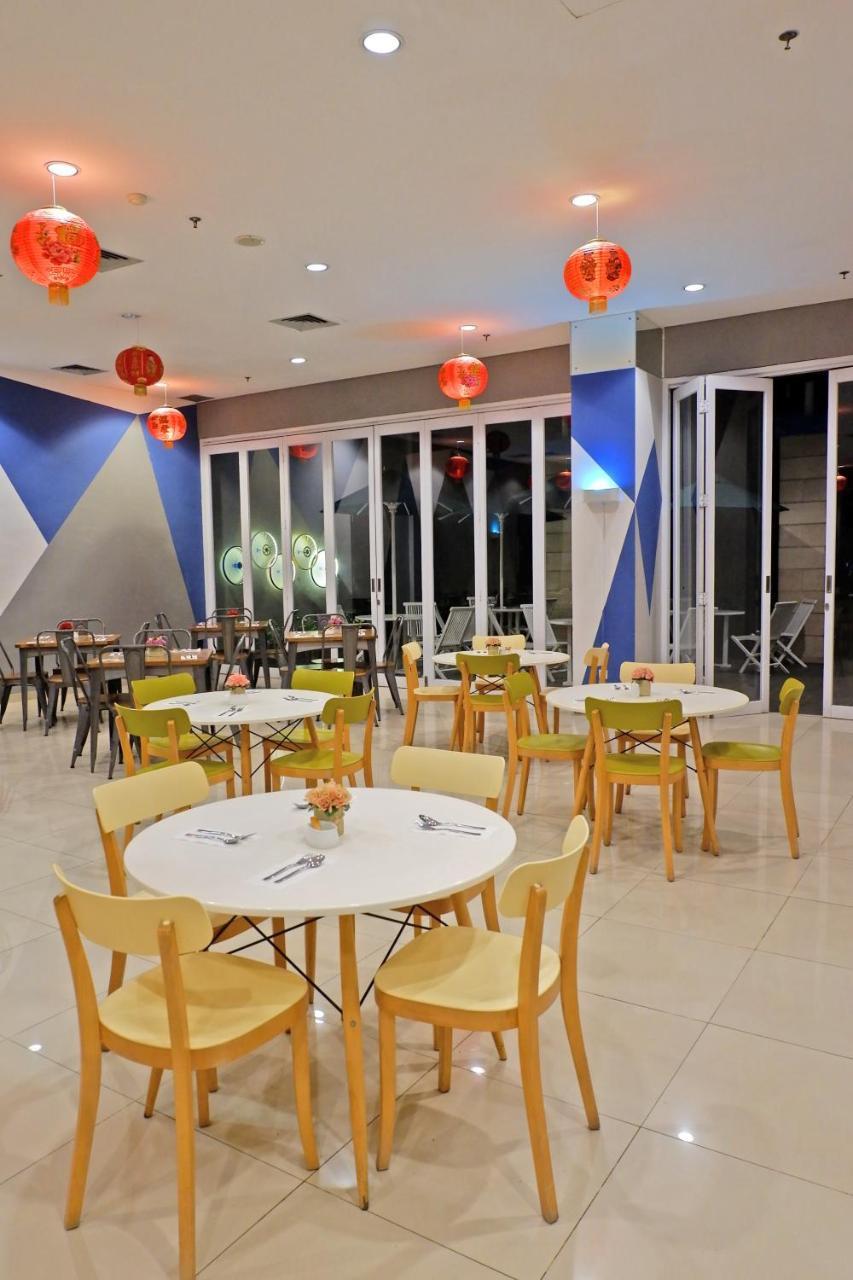 Ibis Budget Cikarang Festival Bekasi Esterno foto