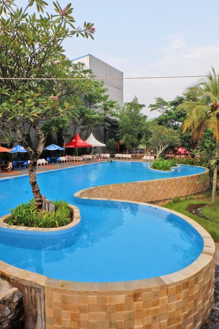 Ibis Budget Cikarang Festival Bekasi Esterno foto